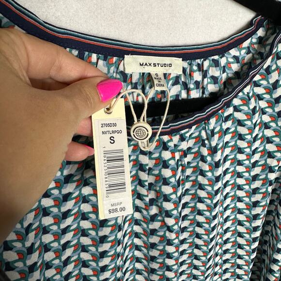 Max Studio Ruched Sleeve Chiffon Blouse Geometric Print Navy Ivory Size S - Picture 4 of 10